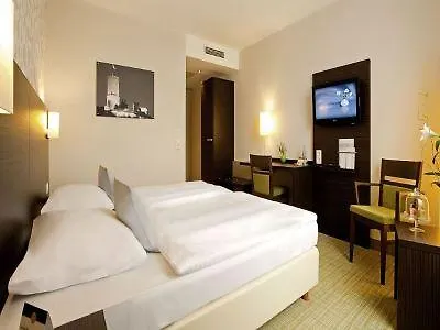Western President Hotel 4*